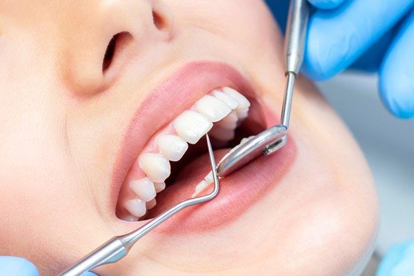 کلینیک دندانپزشکی دکتر بنیانیان