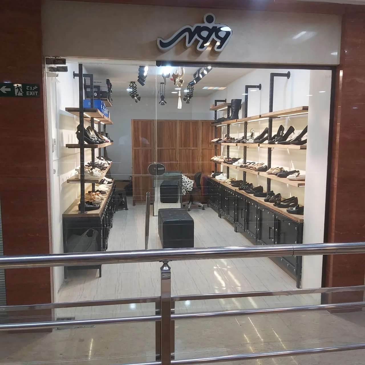 کفش سایز بزرگ زنانه ونوس