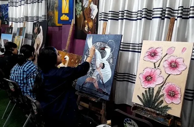 آموزشگاه باغچه هنر