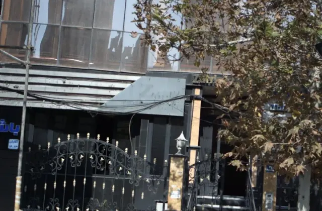 آموزشگاه زبان کانون کودکان برتر سعادت آباد