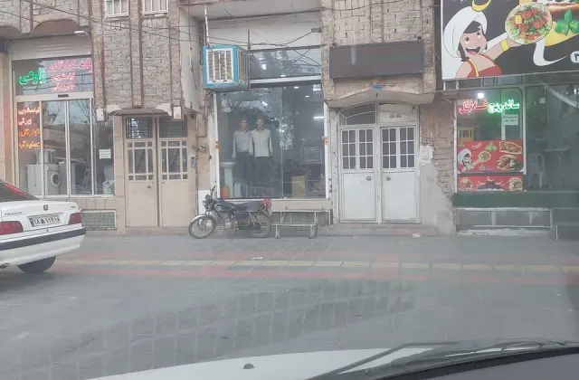 کافه فست فود لبخند