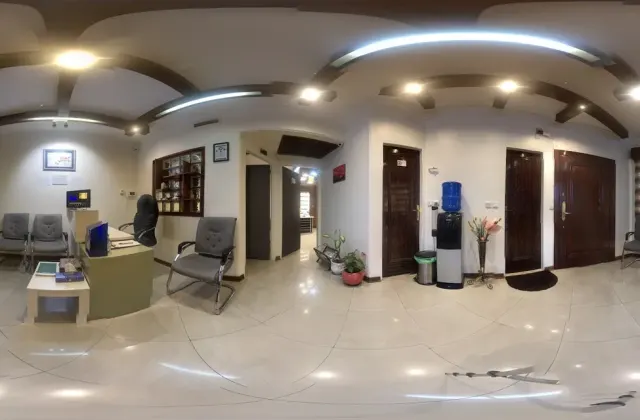 دکتر ندا فرزانه