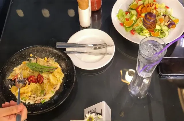 کافی شاپ ژیهات