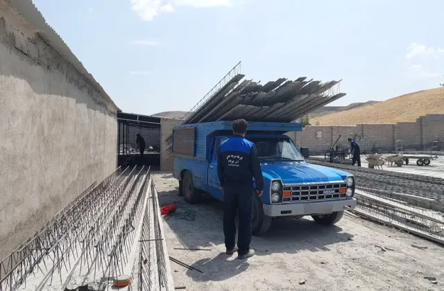 کارخانه بلوک و تیرچه آذر فولاد عباسی