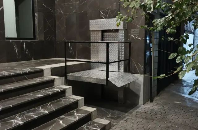 جک معلول بر بالابر خانگی