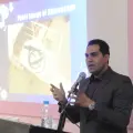 دکتر خشایار احمدی جراح بینی و لیفت صورت